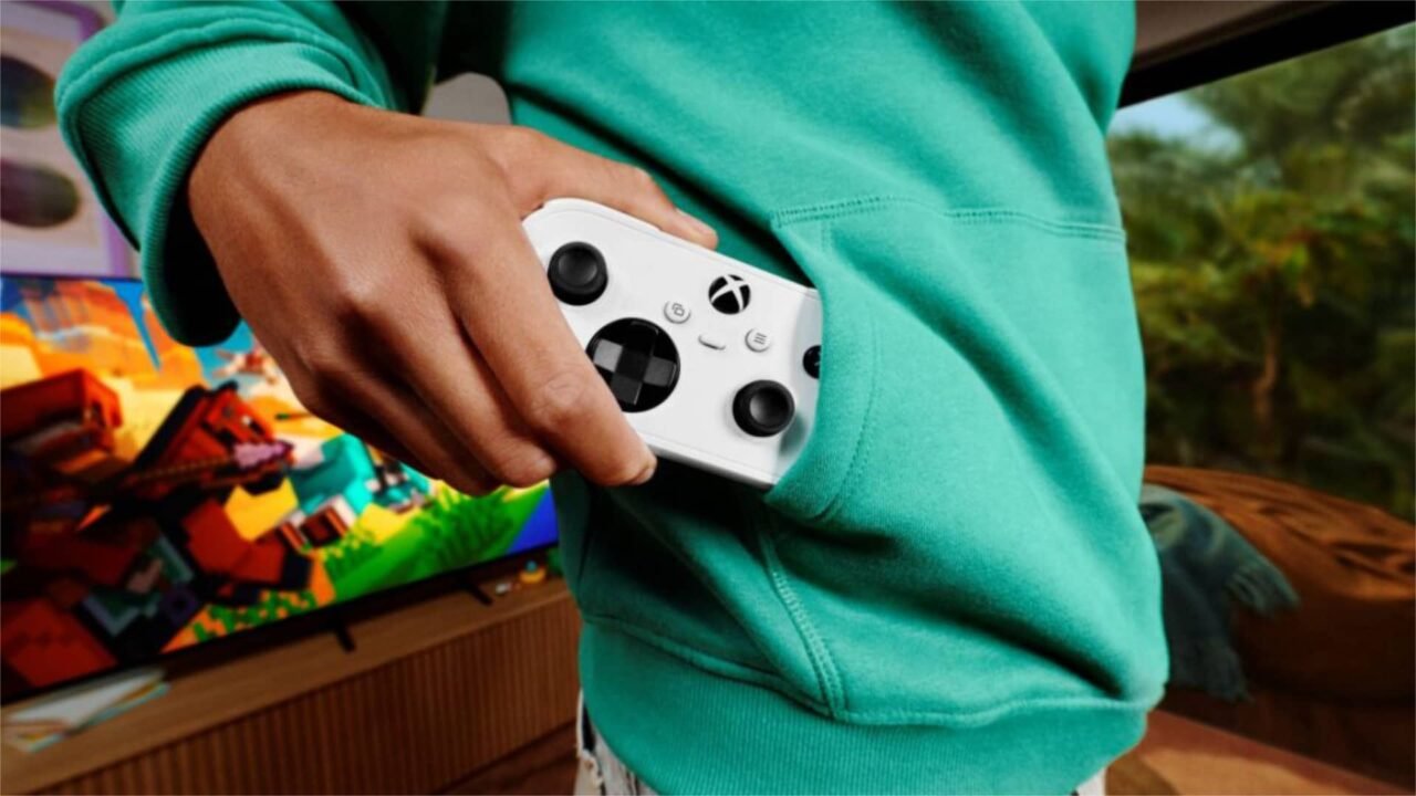 Xbox presentó su joystick Nano más pequeño y económico
